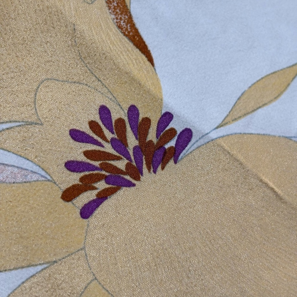 VNTG 60s/70s Christian Dior Silk Floral Scarf w Ecru Backround made in Italy - Picture 9 of 14